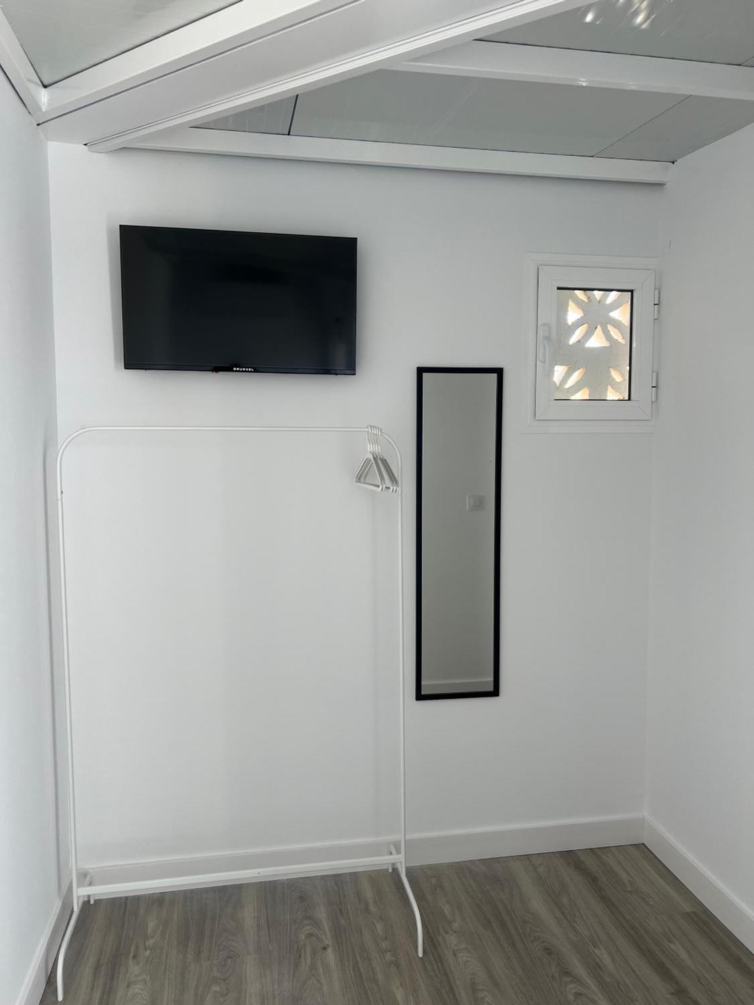 Hospederia Almundo By Alexandra Realty Hotel Tarifa Bagian luar foto