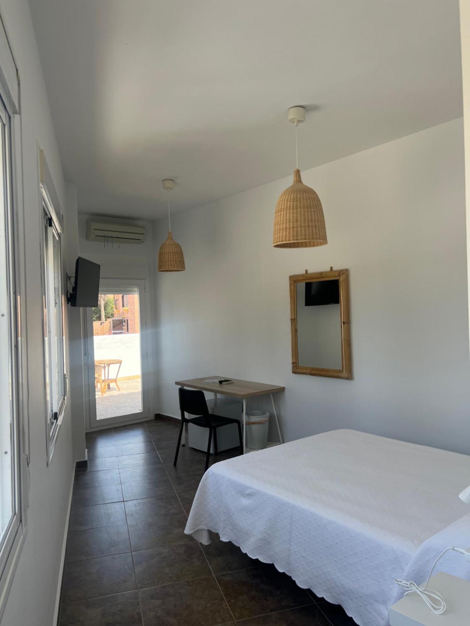 Hospederia Almundo By Alexandra Realty Hotel Tarifa Bagian luar foto